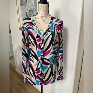 Liz Claiborne colorful blouse size XL. Covered buttons on front. V-neck. Flowy.